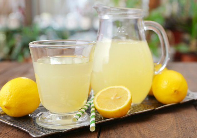 Jus Lemon untuk mengatasai Asam Urat