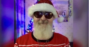 Rob Halford dari Judast Priest 8 Christmas Songs Favoritnya