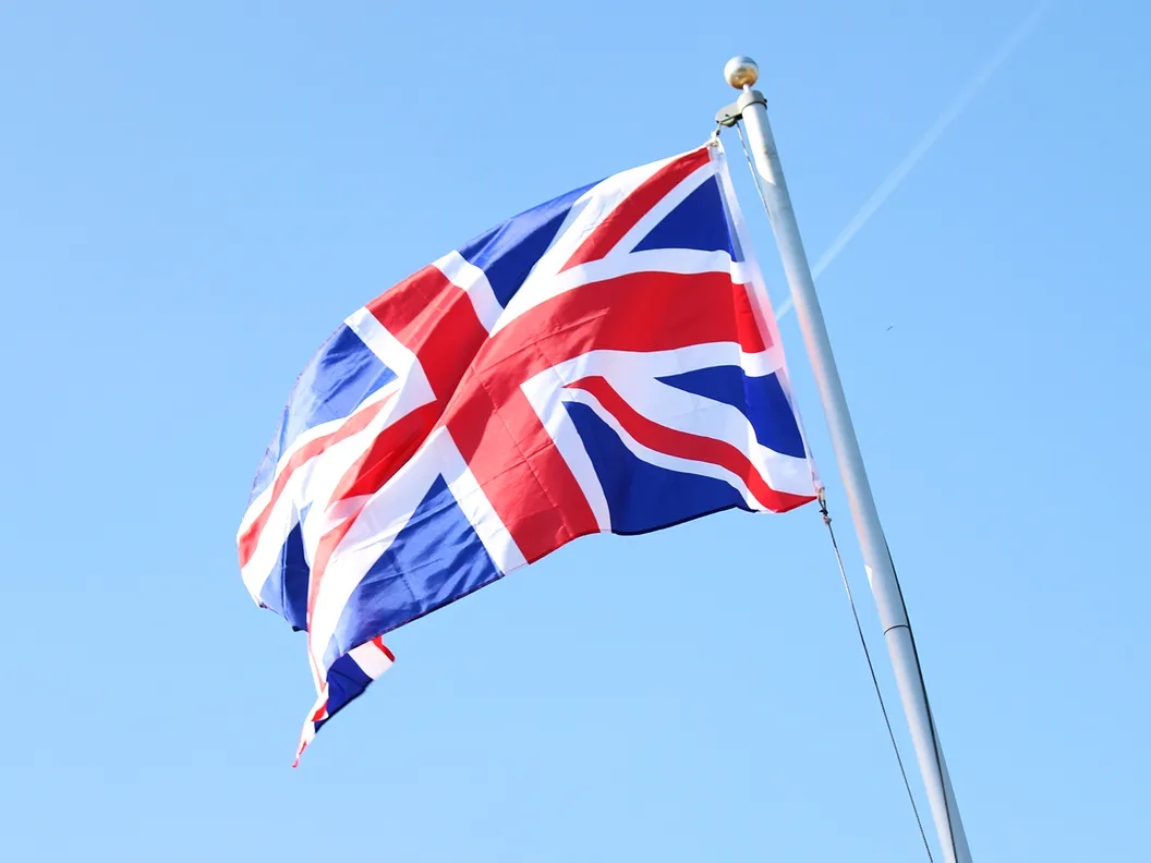 Bendera Inggris, Union Jack, rencana Pengurangan Pajak Crypto di Inggris
